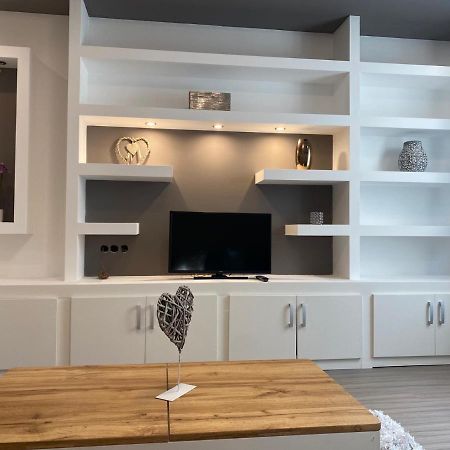 דברצן Gabrielle2 Apartman מראה חיצוני תמונה